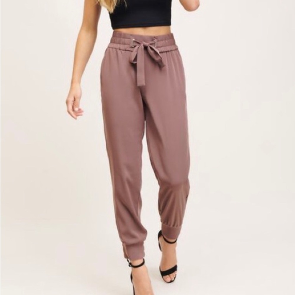Small dynamite pants
